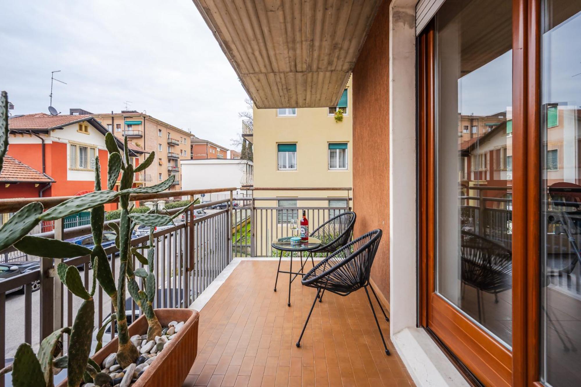 Infinity Suite Verona Free Parking מראה חיצוני תמונה